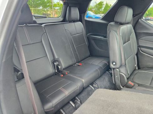 Certified 2022 Chevrolet Traverse RS w/ LPO, Floor Liner Package image 10