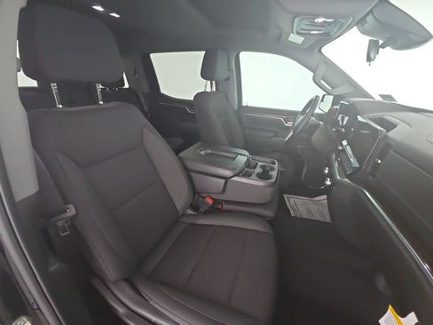 Used 2024 GMC Sierra 1500 Elevation RWD image 32
