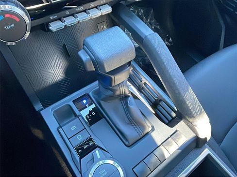 New 2026 Toyota Tacoma SR5 image 28