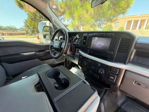 Used 2023 Ford F450 XL AWD/4WD image 34