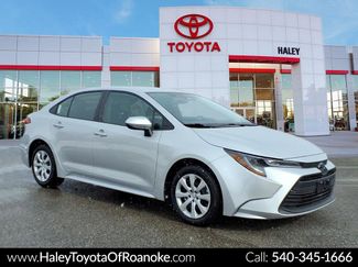 Certified 2025 Toyota Corolla LE video 1