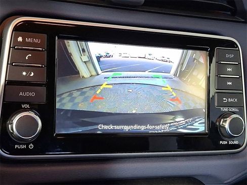 Used 2023 Nissan Versa SV image 22