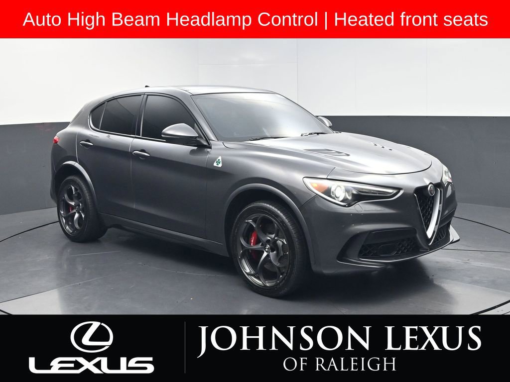 Used 2018 Alfa Romeo Stelvio Quadrifoglio w/ Driver Assist Dynamic Package AWD/4WD image 3