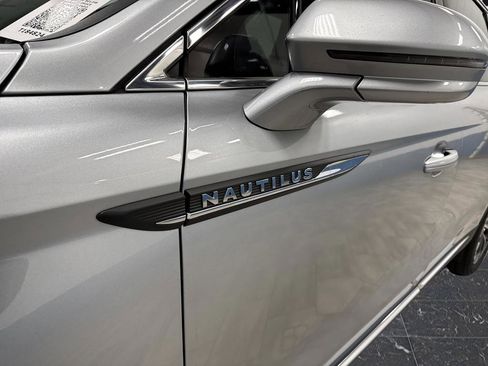 Used 2022 Lincoln Nautilus Reserve image 36