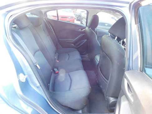 Used 2015 MAZDA MAZDA3 i Sport image 34