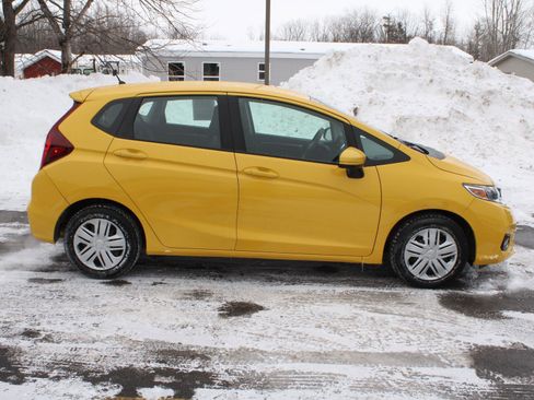 Used 2019 Honda Fit LX image 4