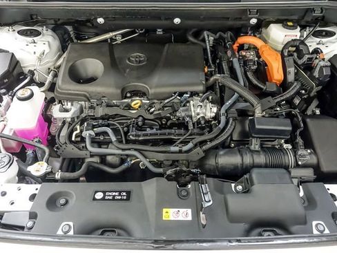 Certified 2025 Toyota RAV4 XLE image 24