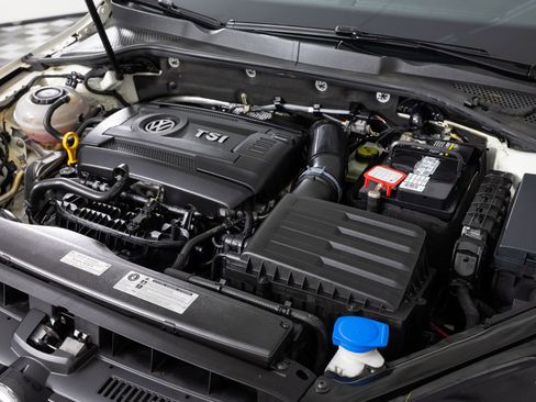 Used 2018 Volkswagen GTI S image 42