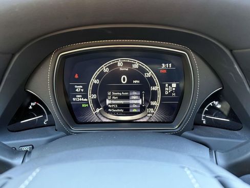 Used 2018 Lexus LS 500 AWD image 29