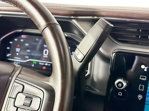 Used 2024 GMC Sierra 2500 Denali w/ Denali Reserve Package image 17