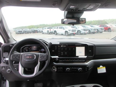 New 2026 GMC Sierra 1500 SLE AWD/4WD image 14
