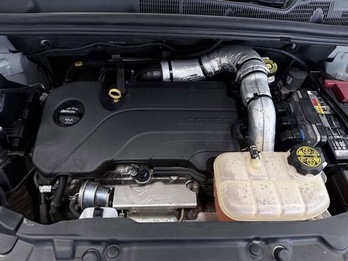 Used 2019 Buick Encore Essence image 37