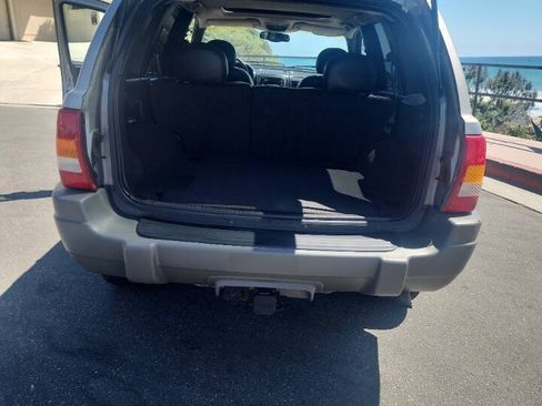 Used 2001 Jeep Grand Cherokee Laredo RWD image 7