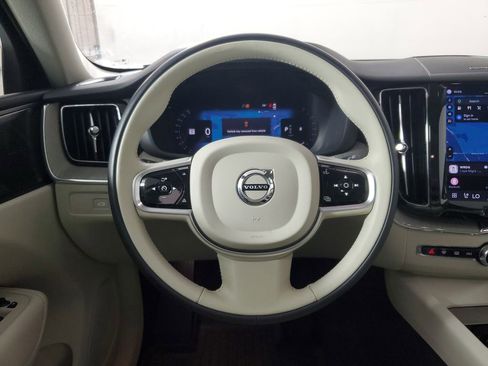 Used 2023 Volvo XC60 B5 Plus w/ Climate Package FWD image 18