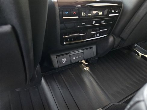 Used 2025 Acura MDX Technology Package image 15