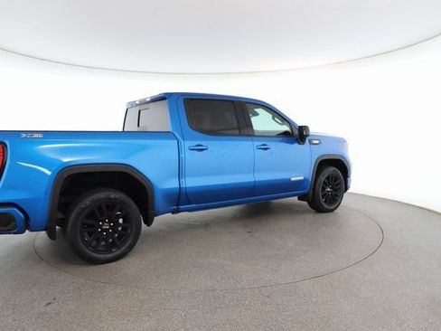 Used 2022 GMC Sierra 1500 Elevation w/ Preferred Package image 19