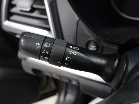 Used 2021 Subaru Forester Premium AWD/4WD image 37