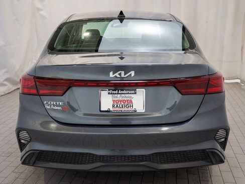 Used 2024 Kia Forte LXS image 4