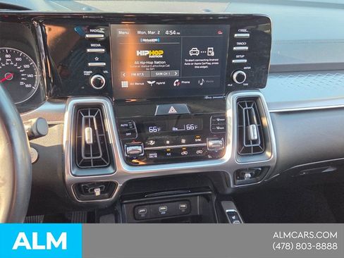 Used 2021 Kia Sorento S FWD image 20