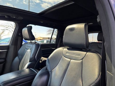 Used 2021 Jeep Grand Cherokee L Overland w/ Advanced Protech Group III image 26