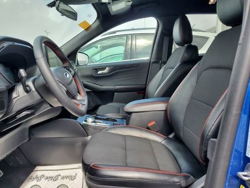 Used 2023 Ford Escape ST-Line w/ Equipment Group 301A image 4