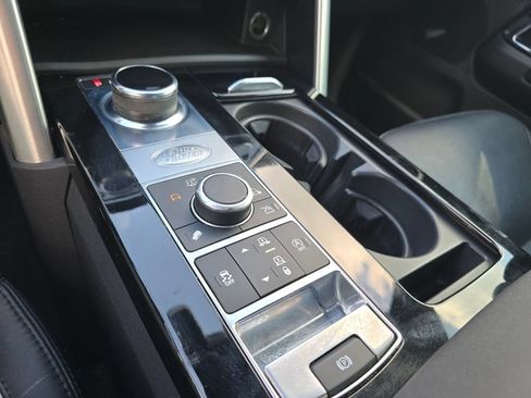 Used 2019 Land Rover Discovery HSE AWD/4WD image 35