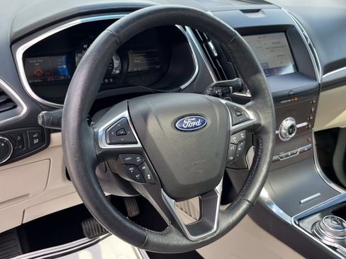 Used 2020 Ford Edge Titanium w/ Class II Trailer Tow Package AWD/4WD image 26