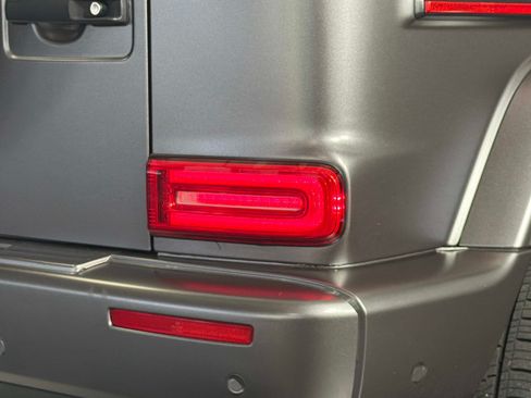Used 2023 Mercedes-Benz G 550 image 10
