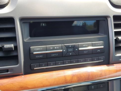 Used 2010 Lincoln MKZ AWD image 19