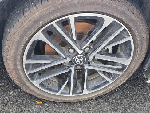 Used 2025 Toyota Camry XLE AWD/4WD image 21