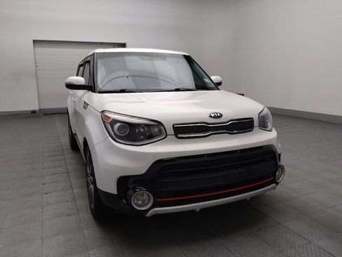 Used 2019 Kia Soul ! FWD image 13