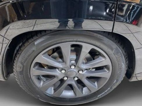 Used 2019 Jeep Grand Cherokee High Altitude image 23