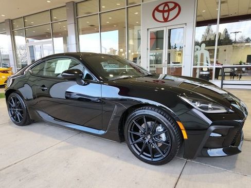 Used 2025 Toyota GR86 Premium image 4