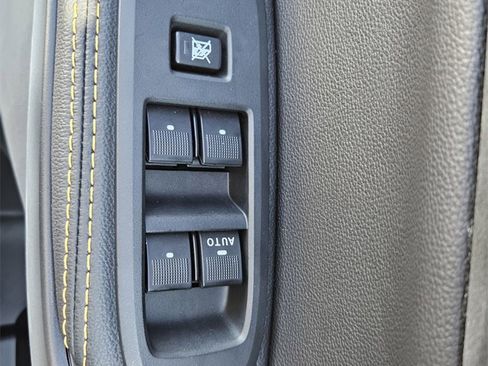 Used 2022 Ford Ranger Lariat w/ Equipment Group 501A High image 11