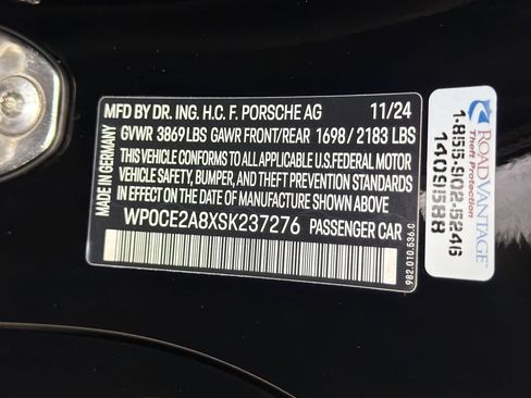 Certified 2025 Porsche 718 Boxster Spyder RS RWD image 17