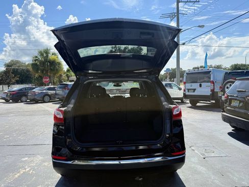Used 2019 Chevrolet Equinox LT FWD image 6