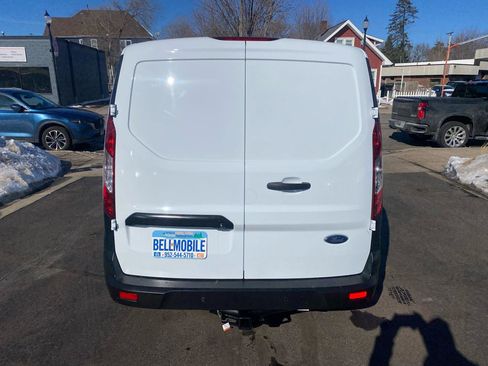 Used 2022 Ford Transit Connect XL image 4