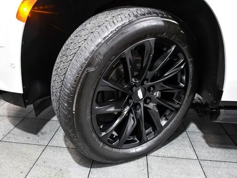 Used 2023 Cadillac Escalade ESV Sport Platinum w/ LPO, ONYX Package AWD/4WD image 7