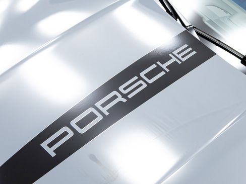 Used 2024 Porsche 911 Carrera image 54