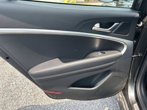 Used 2026 Genesis G70 2.5T RWD image 32