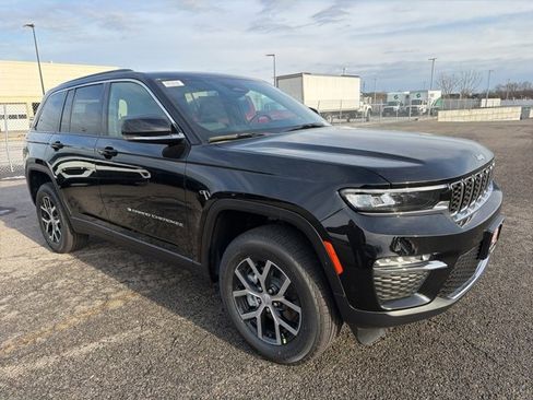 New 2025 Jeep Grand Cherokee Limited image 1