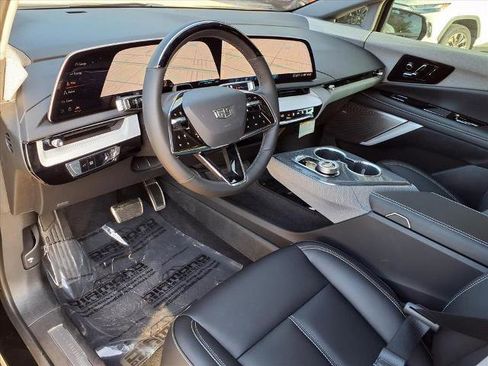 New 2026 Cadillac Optiq Sport 1 image 12