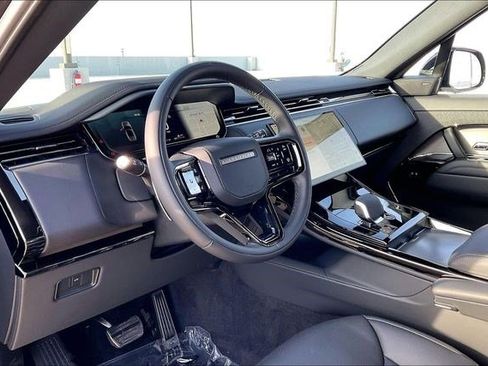 New 2026 Land Rover Range Rover Sport Dynamic SE image 7