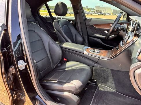 Used 2021 Mercedes-Benz C 300 4MATIC Sedan image 30