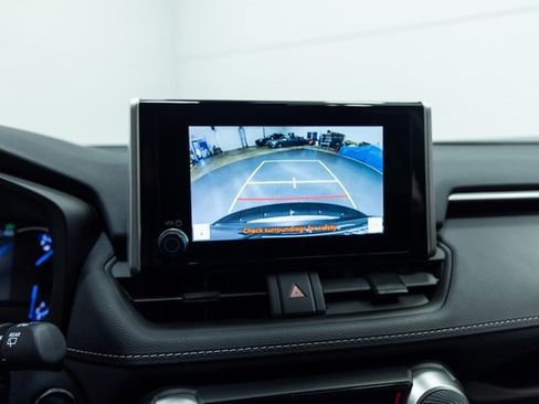 Used 2024 Toyota RAV4 XLE image 17