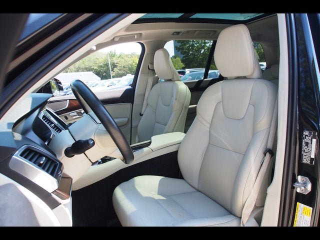 Used 2019 Volvo XC90 T6 Momentum w/ Protection Package Premier AWD/4WD image 21