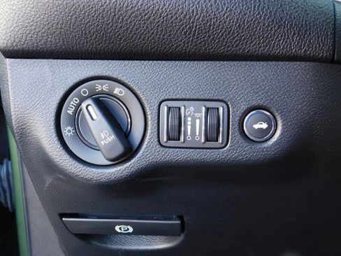 Used 2019 Dodge Challenger R/T Scat Pack w/ Shaker Package image 25