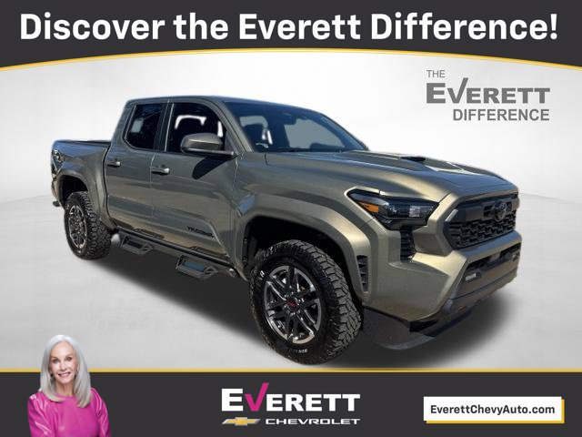 Used 2025 Toyota Tacoma TRD Sport AWD/4WD image 1