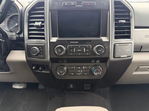 Used 2021 Ford F550 4x4 Crew Cab Super Duty image 4