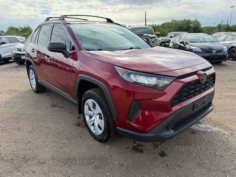Used 2021 Toyota RAV4 LE AWD/4WD image 8